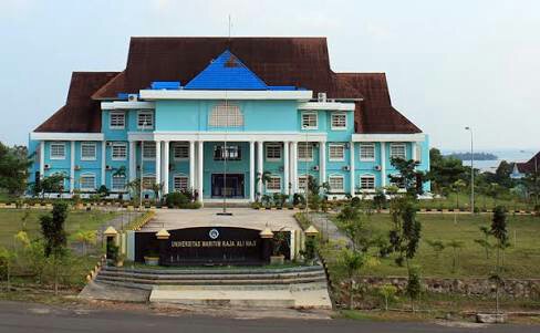 Kampus Umrah (ft: Tanjungpinang pos)