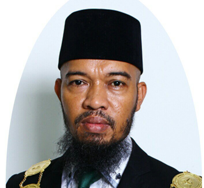 Hery Suryadi, Wakil Rektor Umrah (foto: umrah.ac.id)